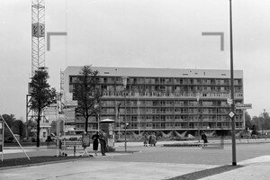 Scheibenhochhaus Oskar Niemeyer Altonaer Straße Hansaviertel Interbau Westberlin 1957