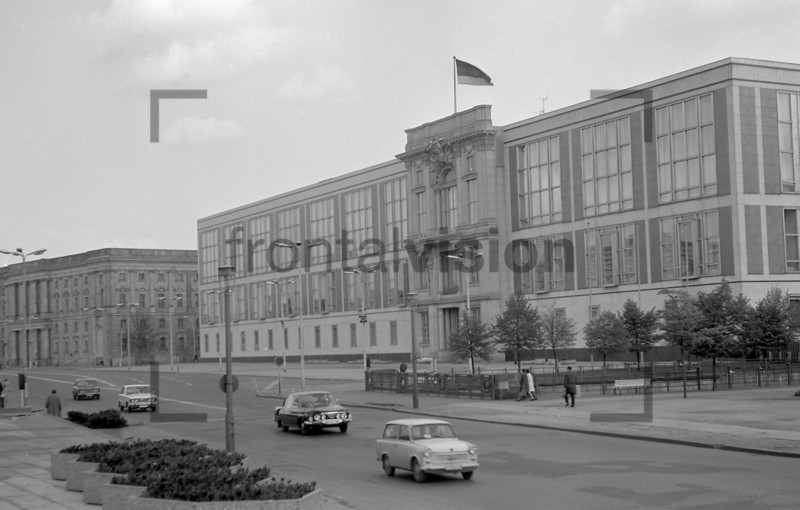 Staatsratsgebäude DDR Berlin | State Council of East Germany 