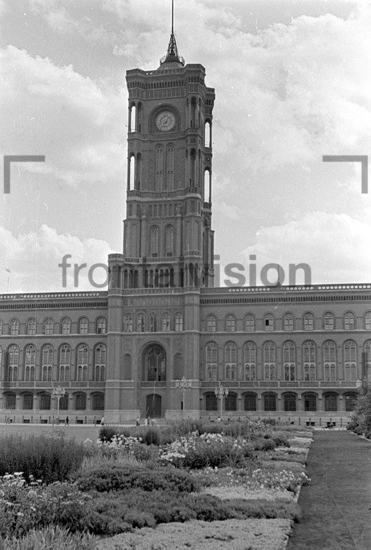 Rotes Rathaus Ostberlin 1956 