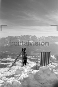 Sonnen Entspannen Alpen Berg Wank 1956