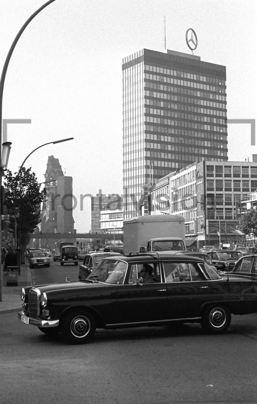 Europa-Center Gedächtniskirche Berlin 1969 | Gedaechtniskirche, Europe Center Berlin 1969 