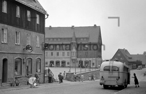 HO Konsum and Bus 1959: Historical Image