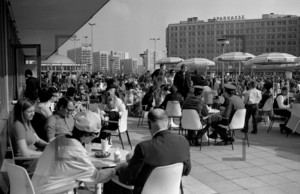 Eiscafe Berlin Alexanderplatz