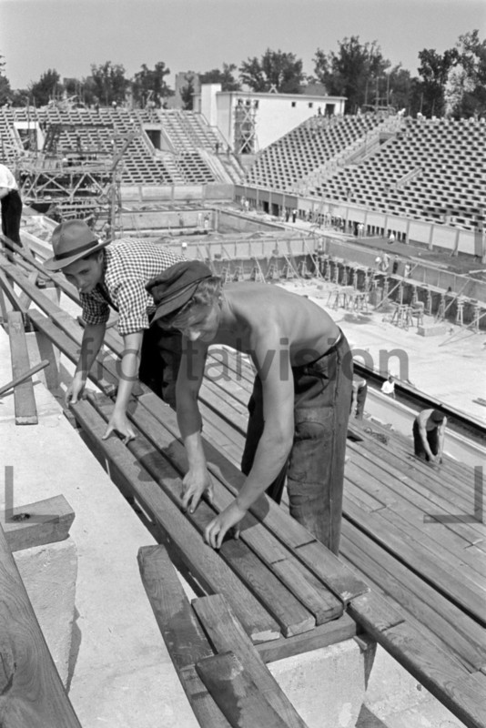 Bau des Schwimmstadion Swim Stadium Berlin 1951 