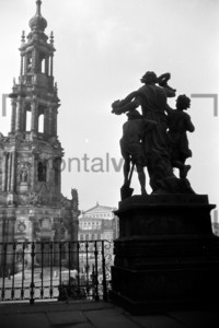 Katholische Hofkirche Dresden 1956
