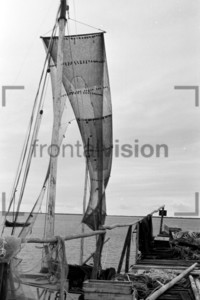 Segelschiff im Seglerhafen Hiddensee 1956