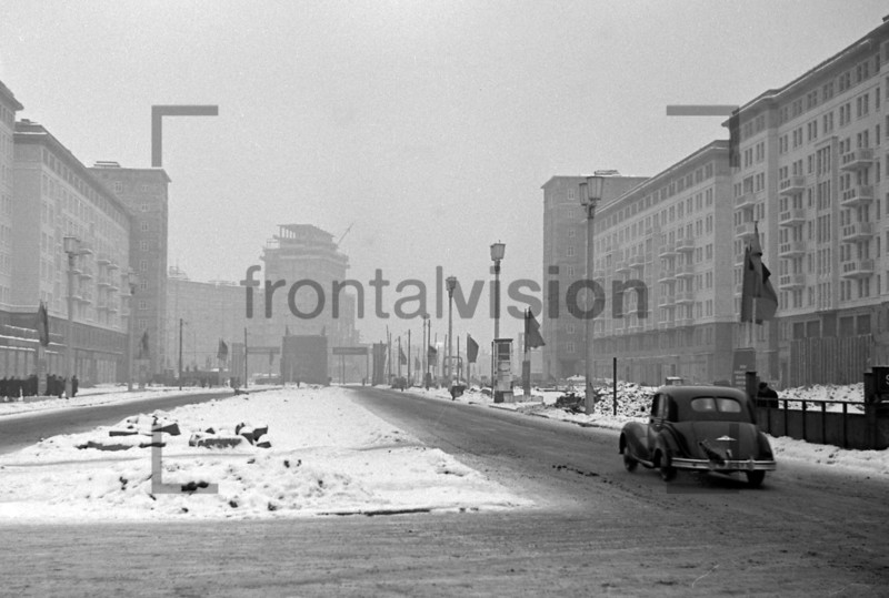 Bau der Stalinallee Ostberlin | Building Stalinallee East Berlin 