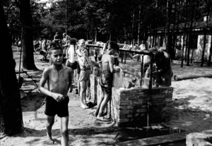 Kinder Ferienlager Waschen DDR 1970