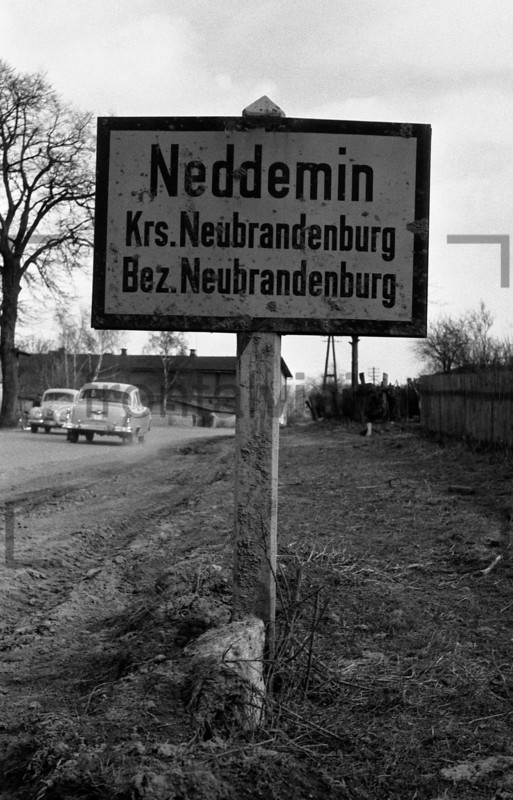 Altes Dorf Neddemin in der DDR | Old GDR village 