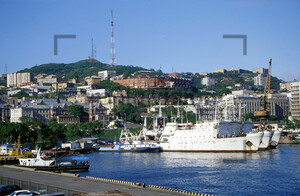 Hafen Wladiwostok, Harbour of Vladivostok 2001