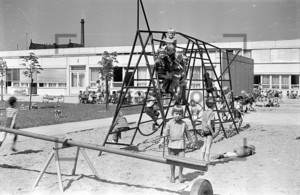 Kinder im Kindergarten DDR 1973