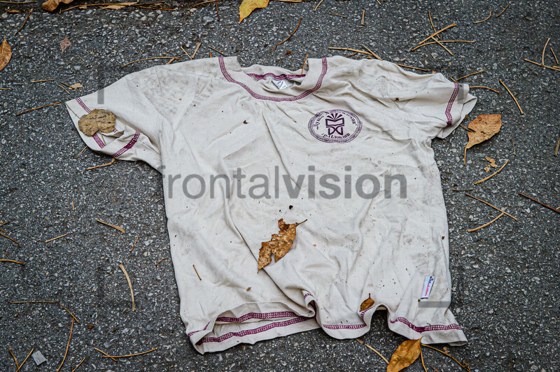 T-Shirt On The Ground: Plovdiv 