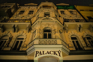 Karlovy Vary, Karlsbad at night Palacky