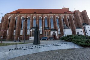 Statue Bolesław Kominka, Sandkirche Breslau