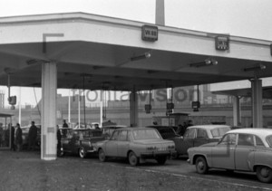 Tankstelle, Minol, Intertank | Gas line of cars Intertank Minol