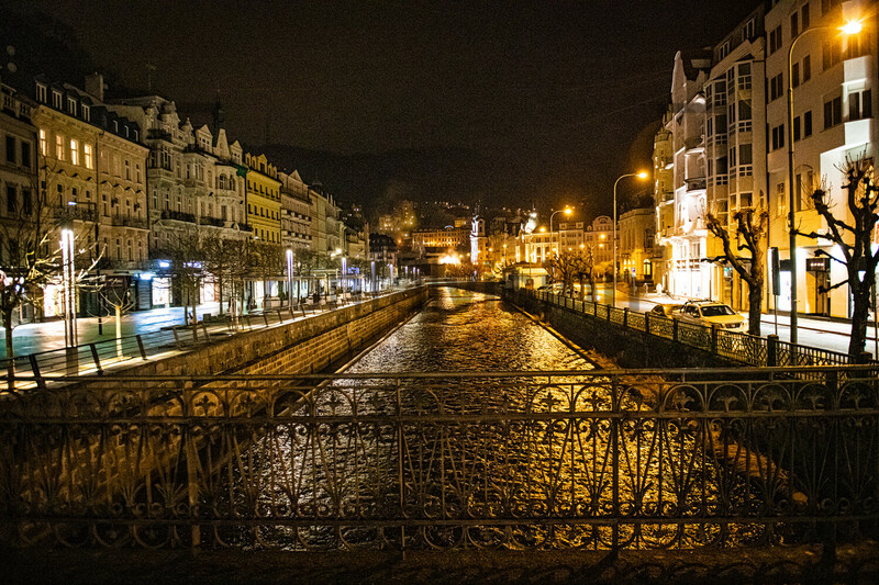 Karlovy Vary, Karlsbad at night 