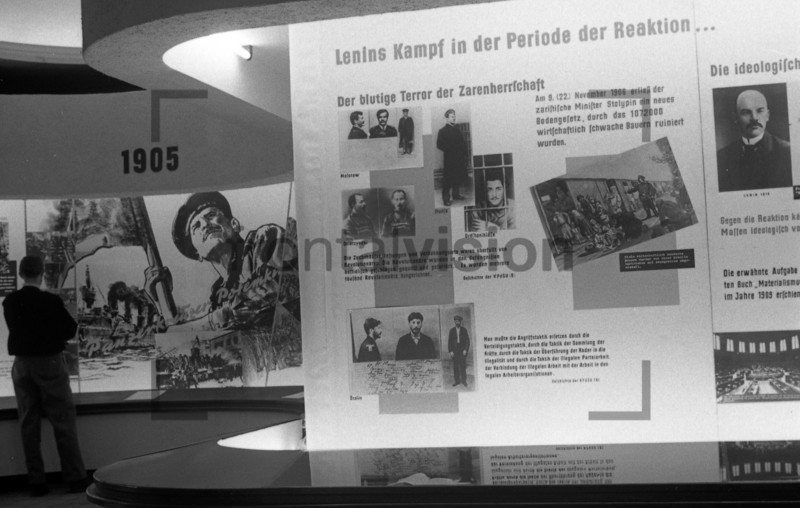 Lenin Ausstellung Ostberlin 1950 | Lenin exhibition Eastberlin 1950 