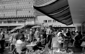 Eiscafe Berlin Alexanderplatz