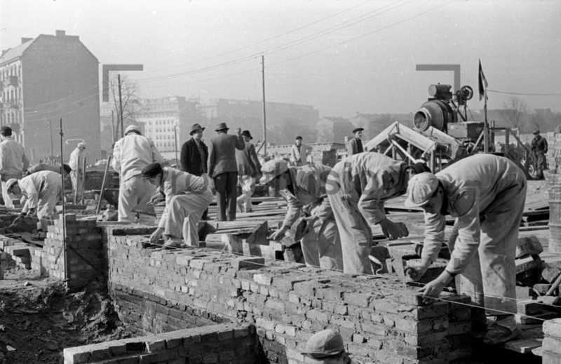 Bau der Stalinallee, Bauarbeiter, Handwerker 1953 