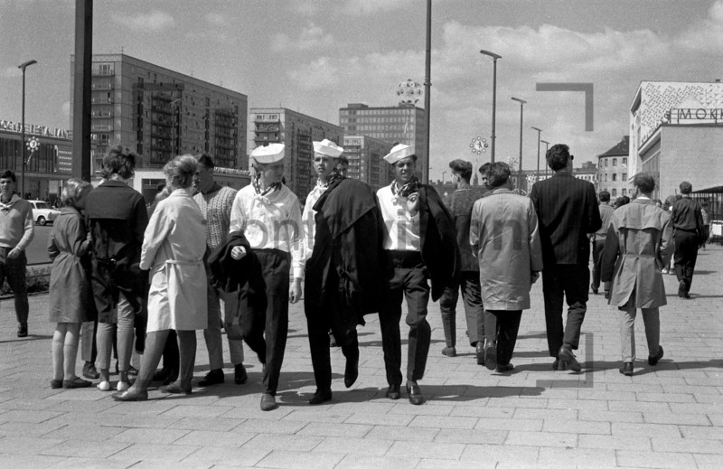 Young sailors, Deutschlandtreffen 1964 in East Berlin 