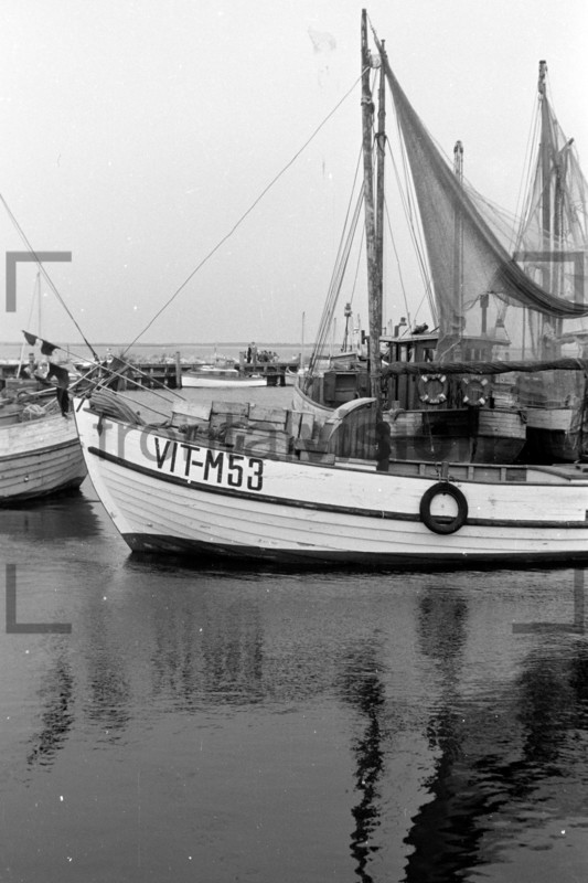 Hafen Vitte Hiddensee Fischerboote 1956 