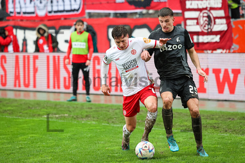 Sandro Plechaty, Julian Stark  Rot-Weiss Essen vs. SC Freiburg II 01.04.2023 