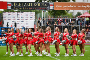 Cologne Centurions Cheerleader im Spiel gegen Rhein Fire EFL