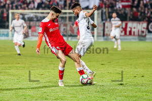 Isaiah Young Rot Weiss Ahlen vs. Rot-Weiss Essen Spielfotos 23-03-2022