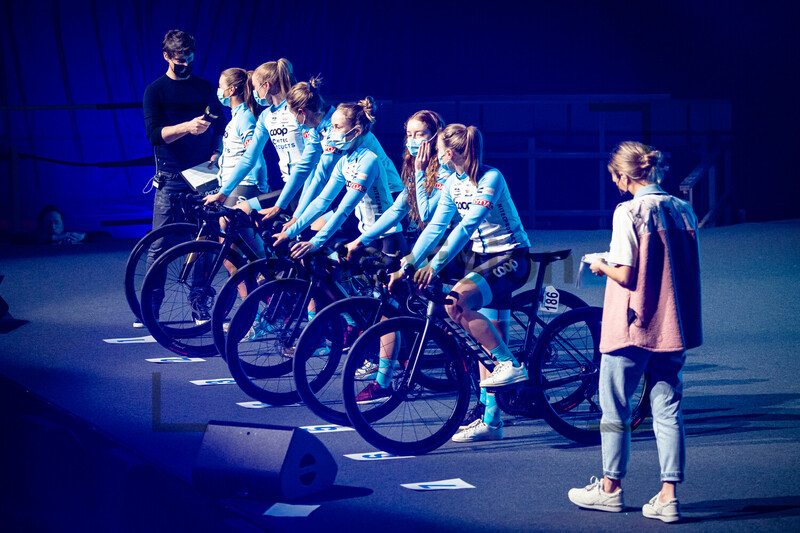 TEAM COOP-HITEC PRODUCTS: Omloop Het Nieuwsblad 2022 - Womens Race 