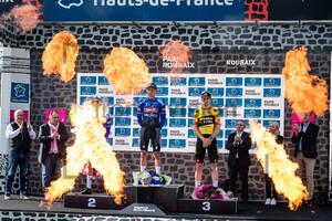 PHILIPSEN Jasper, VAN DER POEL Mathieu, VAN AERT Wout: Paris - Roubaix - MenÂ´s Race
