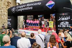 VALCAR - TRAVEL & SERVICE: Giro Rosa Iccrea 2020 - Teampresentation