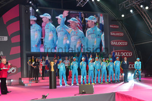 Astana Pro Team: Giro d`Italia – Teampresentation 2014
