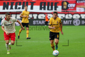 Ahmet Metin Arslan Rot-Weiss Essen vs. SG Dynamo Dresden Spielfotos 15.10.2022