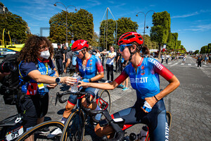 EARL Meggan, SCHWEINBERGER Kathrin, ALONSO Sandra: Tour de France Femmes 2022 – 1. Stage