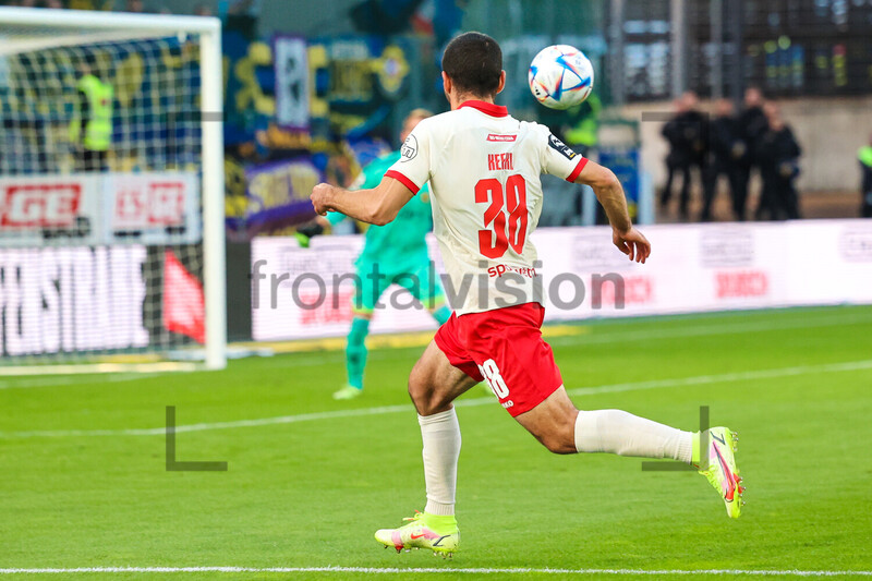 OÄŸuzhan Kefkir Rot-Weiss Essen vs. 1. FC Saarbrücken Spielfotos 19.09.2022 