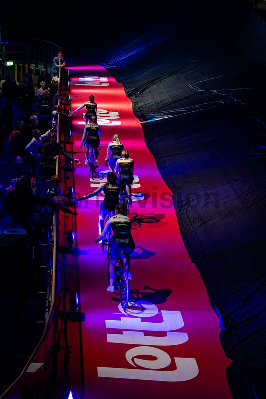 MULTUM ACCOUNTANTS LADIES CYCLING TEAM: Omloop Het Nieuwsblad 2022 - Womens Race 