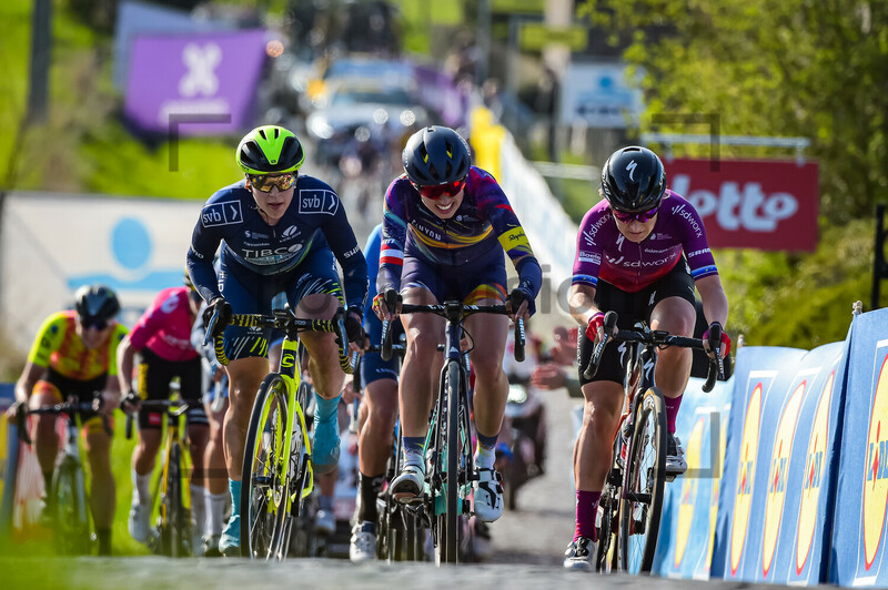 FAULKNER Kristen, NIEWIADOMA Katarzyna, PIETERS Amy: Ronde Van Vlaanderen 2021 - Women 