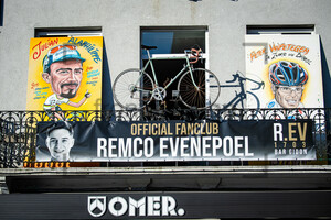 Cycling Bar Geraardsbergen: Omloop Het Nieuwsblad 2022 - Womens Race