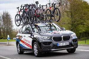 Team Car: Paris - Roubaix - WomenÂ´s Race