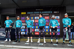 B&B HOTELS - KTM: Dwars Door Vlaanderen 2022 - MenÂ´s Race