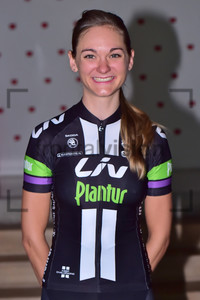 Claudia Lichtenberg: Teampresentation - Team Giant Alpecin