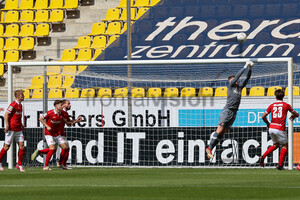Alemannia Aachen vs. Rot-Weiss Essen Spielfotos 10-04-2022