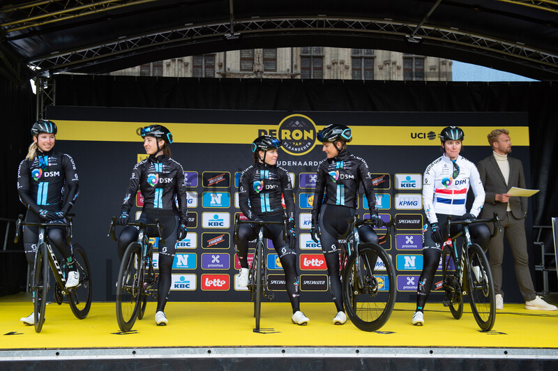 TEAM DSM: Ronde Van Vlaanderen 2022 - WomenÂ´s Race 