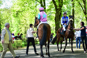 MÜLLER Vivien: 150 Years Horseracecourse Hoppegarten