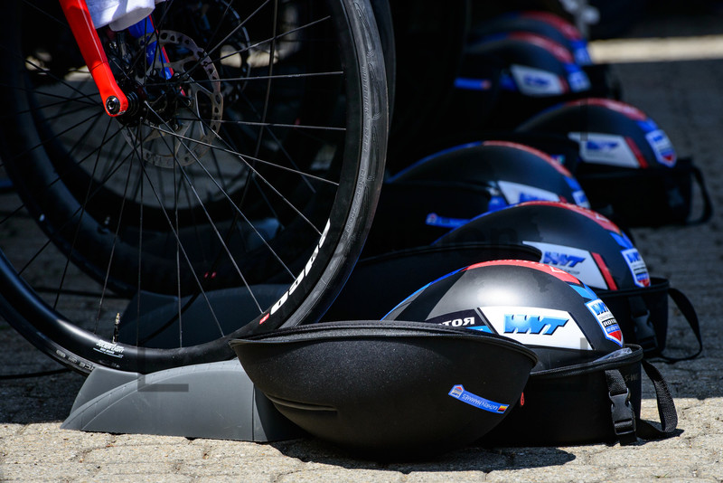 Time Trail Helmets and Bikes: Giro Rosa Iccrea 2019 - 1. Stage 