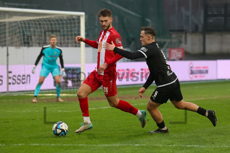 Torben Müsel, Lucas Will Rot-Weiss Essen vs. FSV Zwickau Spielfotos 13.01.2024 