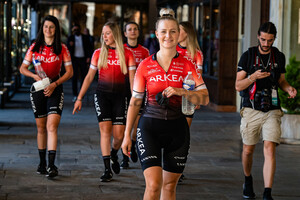 ARKEA PRO CYCLING TEAM: Giro Donne 2021 - Teampresentation
