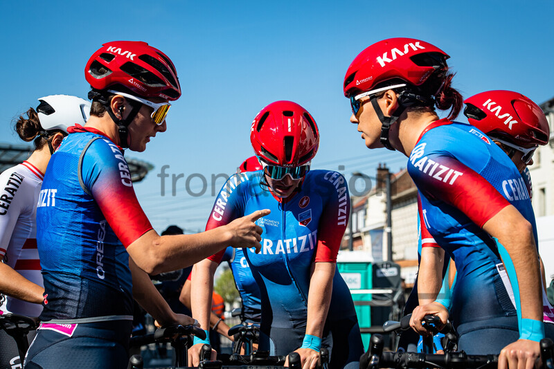 CERATIZIT - WNT PRO CYCLING TEAM: Paris - Roubaix - WomenÂ´s Race 2022 