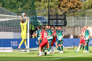 Felix Gebhardt Rot-Weiss Essen vs. Jahn Regensburg 16.09.2023
