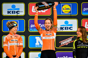 PIETERS Amy, VAN DER BREGGEN Anna, VAN VLEUTEN Annemiek: Ronde Van Vlaanderen 2018